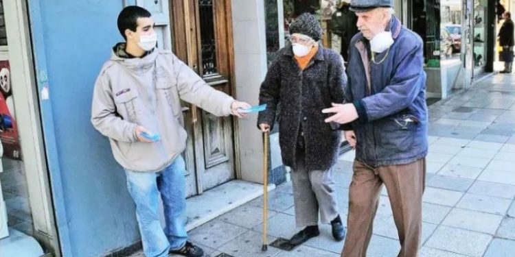 El viernes abren los bancos para pagar jubilaciones, pensiones y AUH