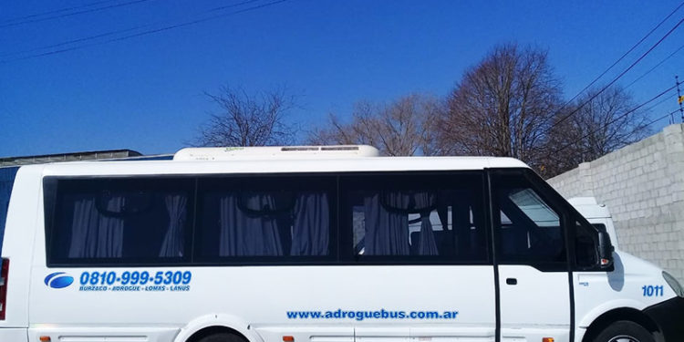 Vuelven a funcionar las combis y minibuses con una ocupación máxima del 60 por ciento