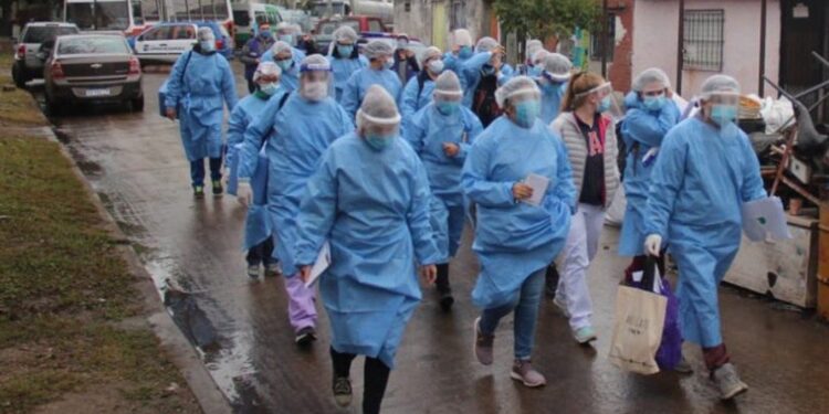 Continúan los operativos de prevención en Villa Fiorito: 33 casos de coronavirus