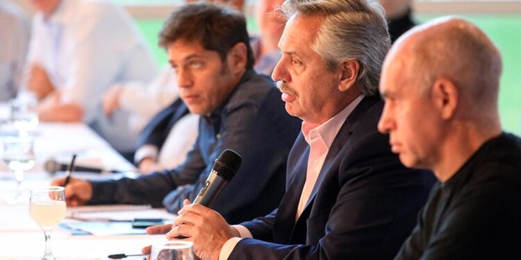 Reunión clave para el AMBA: podría volver a la fase 1 de la cuarentena