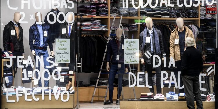 Día del padre: en Brown lanzan campaña en defensa del comercio local