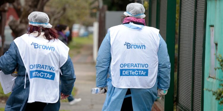 Brown: dos nuevas muertes, 58 contagios y 23 recuperados de Covid