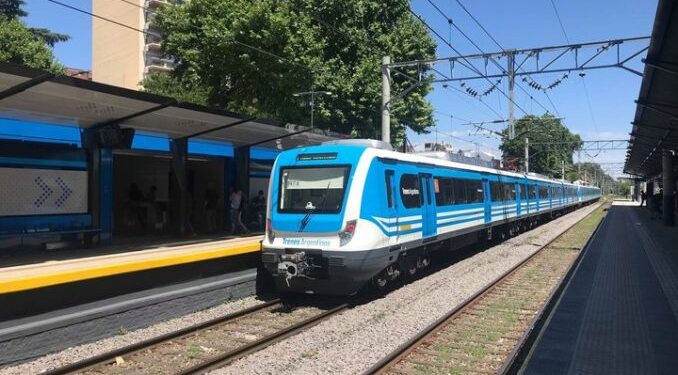 Tren Roca: a partir de agosto habrá que reservar asiento para poder viajar