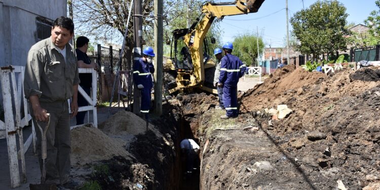 Comenzó el abastecimiento de agua potable en barrios de Malvinas Argentinas