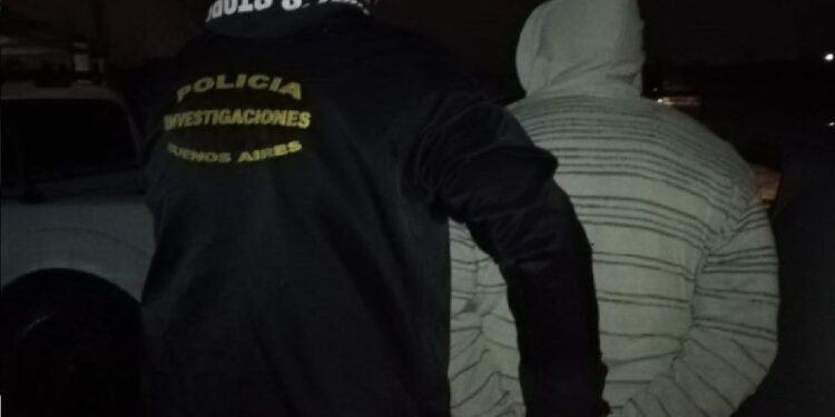 Detienen en Glew a un remisero acusado de violar a su hijastra