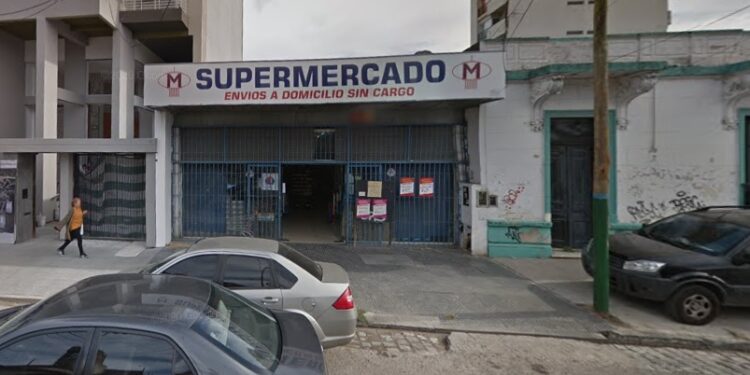 Mataron a tiros al dueño de un super chino en el centro de Banfield
