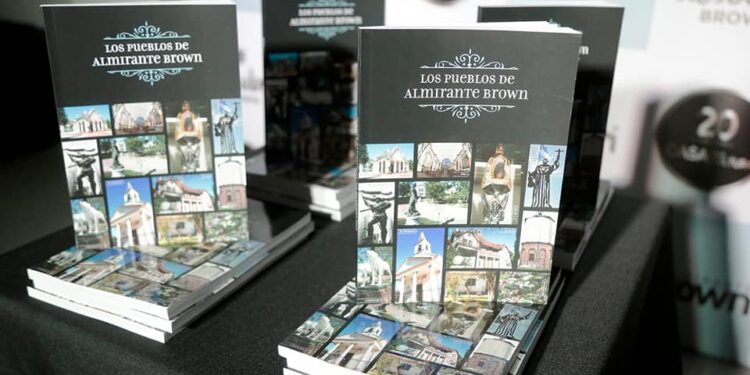 Presentaron el libro «Los pueblos de Almirante Brown»