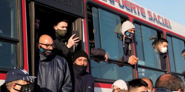 Paro de colectivos por el asesinato de un chofer de la línea 218 en La Matanza