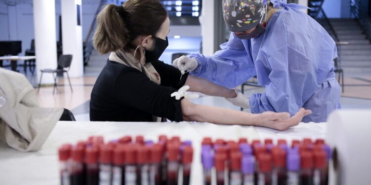 El 25% de las donaciones de plasma de la provincia se origina en Almirante Brown
