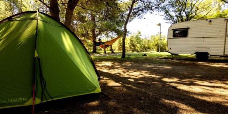 Verano 2021: los campings podrán abrir y los hoteles funcionarán sin aire acondicionado