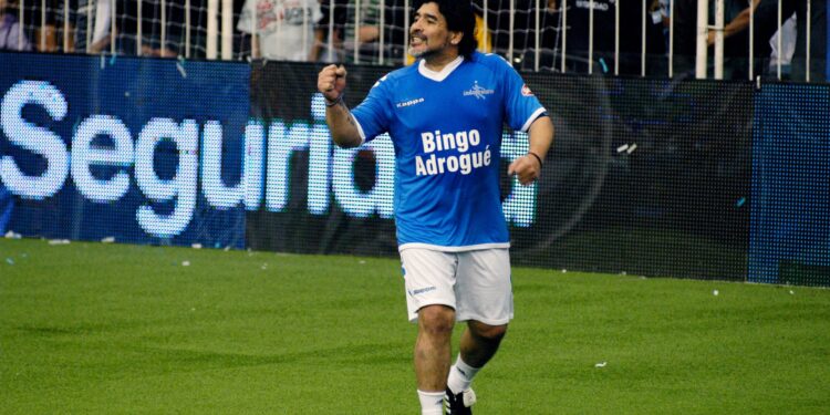 El día que Maradona jugó en Ministro Rivadavia