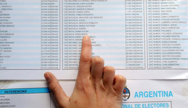 Padrón Electoral: cada ciudadano debe corroborar si figura para poder vacunarse