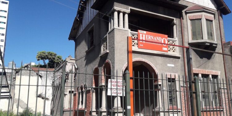 Banfield: frenaron un proyecto de obra que ponía en peligro la casona de Florencio Sola