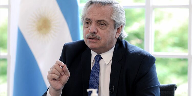 El Presidente y los gobernadores ultiman detalles del lanzamiento de la campaña de vacunación