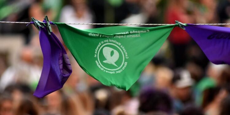 Convocan a una vigilia en el Senado para acompañar el debate sobre el Aborto Legal