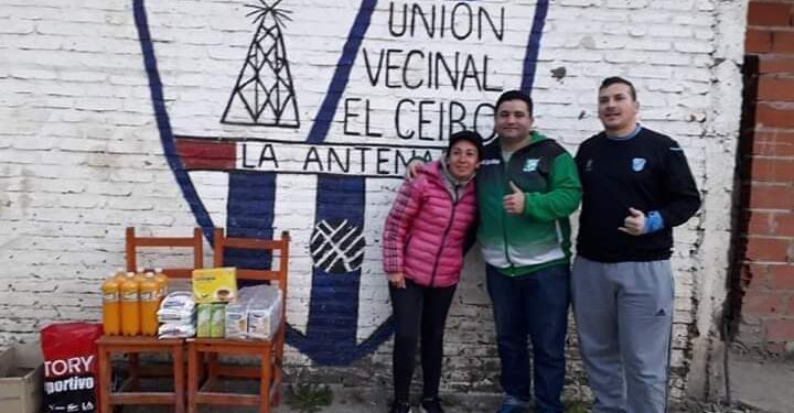 «Dos botines x un sueño»: juntan calzado y ropa para donarlos a clubes infantiles