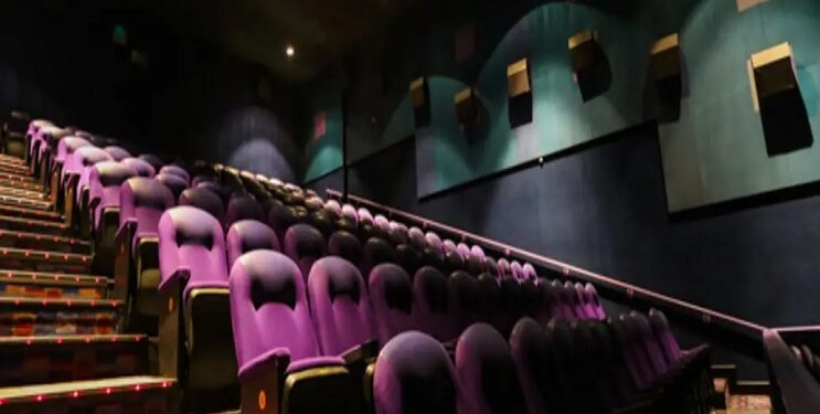Vuelven abrir las salas de cine con protocolos