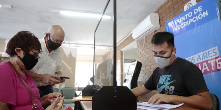 Más de 60 mil brownianos ya se inscribieron para vacunarse contra el COVID