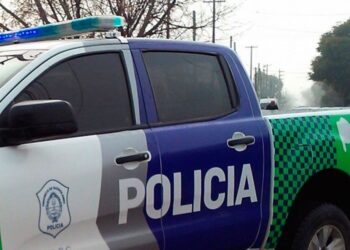 Berazategui: un policía mató a un ladrón para evitar que le roben la moto