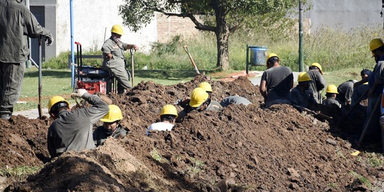 El Municipio supervisó el avance de las obras de agua potable en San José