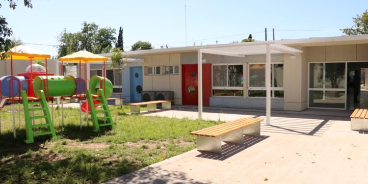 Construirán dos jardines de infantes en San José y Glew
