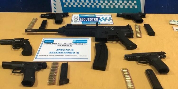 Claypole: secuestraron a una pareja y les usurparon su casa para vender droga