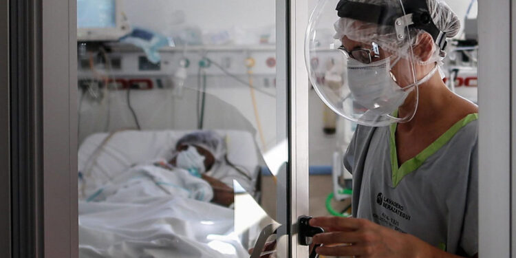 Abril: más de 400 casos por día y más de 110 personas fallecidas en Brown