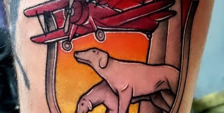 Un vecino de Longchamps se tatuó un significativo dibujo browniano