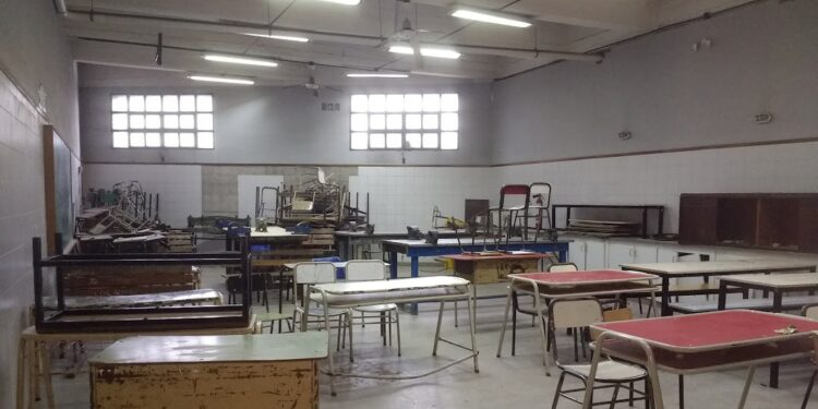 La Escuela Técnica de Longchamps cumplió 50 años de enseñanza en el distrito
