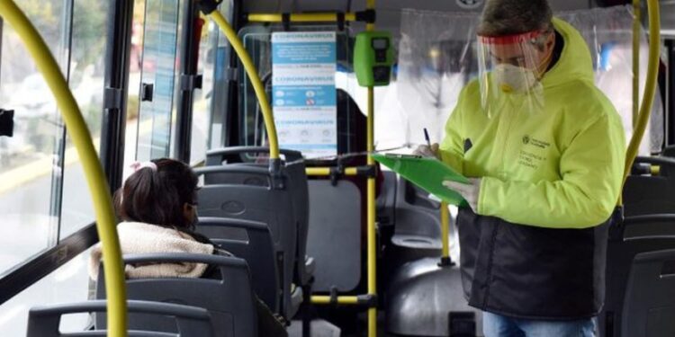 Amplían el cupo de pasajeros en trenes, subtes y colectivos