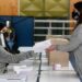 Elecciones 2021: cómo habrá que cerrar el sobre y firmar el padrón con los cuidados sanitarios