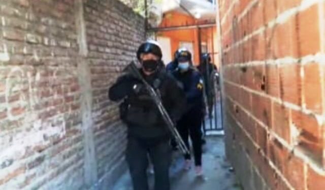 Cayó en Glew parte de una banda que hacía salideras bancarias