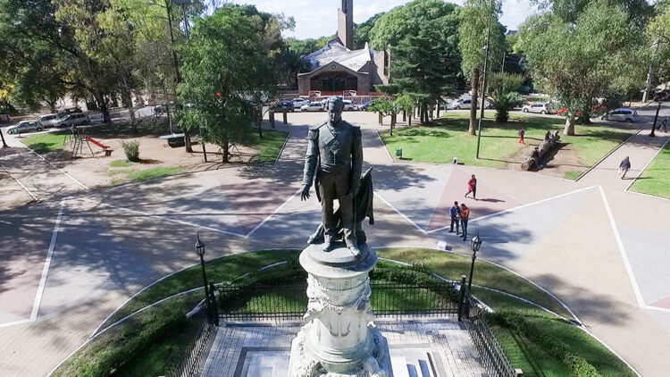 Almirante Brown cumple 148 años de historia