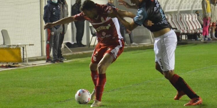 El Tricolor consiguió un triunfazo en Morón y está tercero