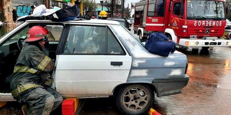 Longchamps: choque y lesión en plena Avenida Yrigoyen