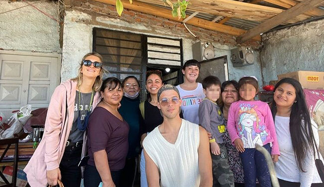 Santi Maratea llegó a Adrogué: visitó el refugio de animales que construirá con 10 millones de pesos