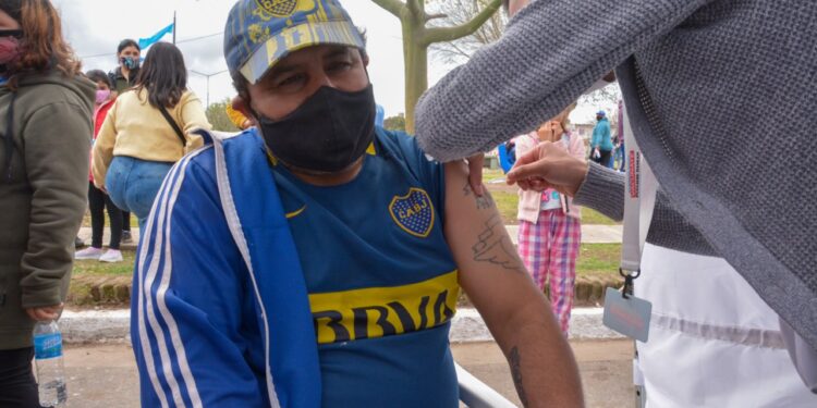 En 345 hospitales bonaerenses no hubo nuevos ingresos por Covid en la última semana