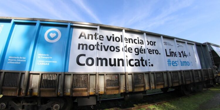 Se instaló un vagón para la asistencia a víctimas de violencia de género en la estación Temperley