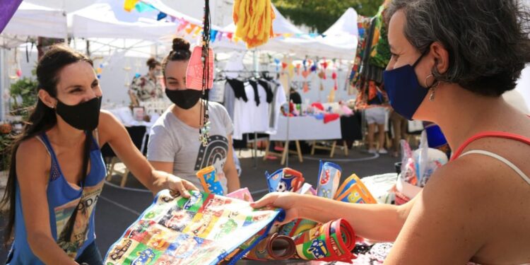 Feria de Artesanos y Artesanas en el Circuito de Longchamps