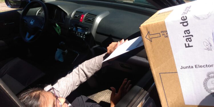 Filas cortas y velocidad al votar: así se desarrolló la jornada electoral en Brown