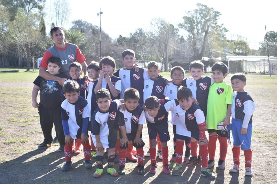 Club Atlético Independiente de Burzaco - Burzaco, Buenos Aires