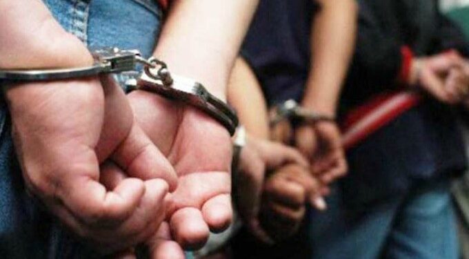 Glew: detienen a tres sujetos acusados de violar en manada a una menor