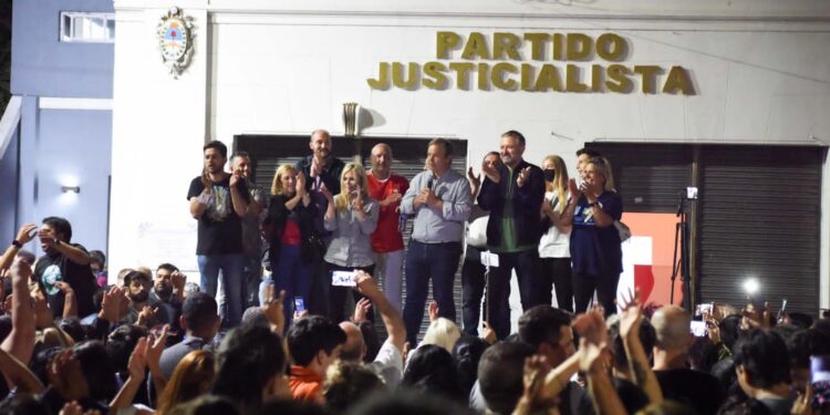 El peronismo arrasa en Brown: saca casi 18 puntos de diferencia