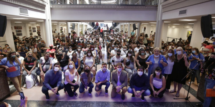 El Municipio de Almirante Brown entregó ajuares a más de 200 futuras mamás