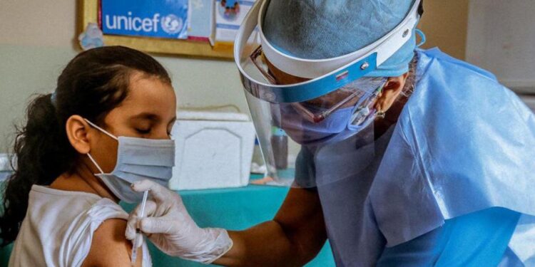 Vacunatorios Itinerantes esta tarde en Longchamps y Glew