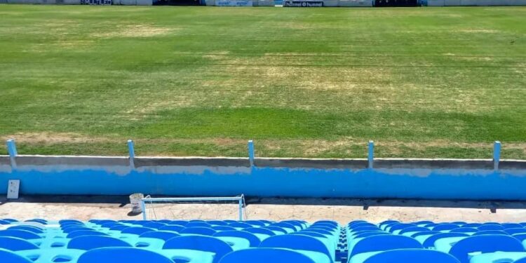 Temperley empezó a construir una platea «europea»