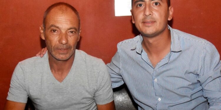 Roque Drago renovó su contrato y seguirá siendo el DT de Claypole