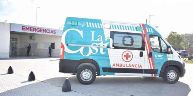 Tragedia de una familia de Lomas: dio marcha atrás con el auto y mató a su hija