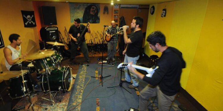 «Urbanos»: un concurso para bandas y solistas locales que podrán grabar su propio cd