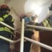 Don Orione: rescataron a una mujer mayor que se cayó limpiando y su casa se estaba inundando